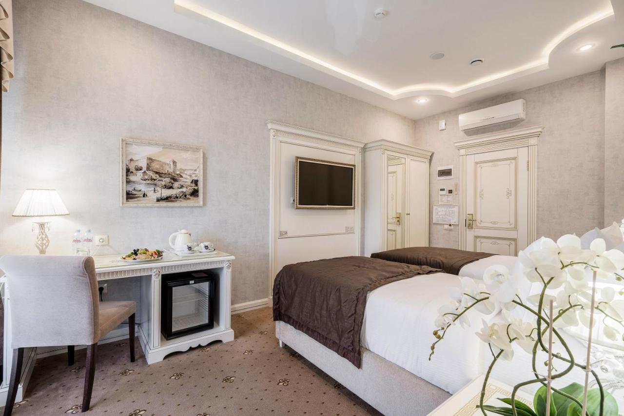 Imperial Palace Hotel Minsk Ngoại thất bức ảnh