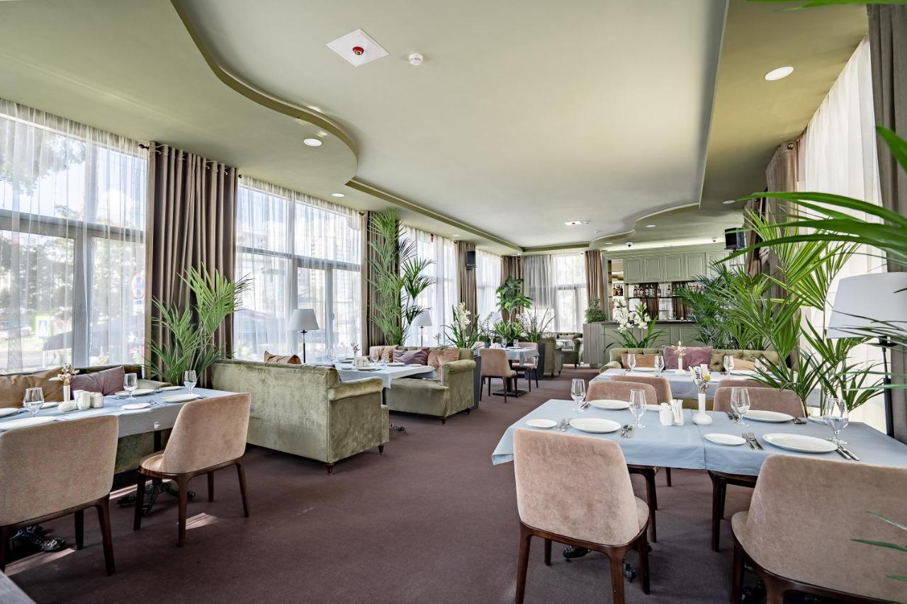 Imperial Palace Hotel Minsk Ngoại thất bức ảnh