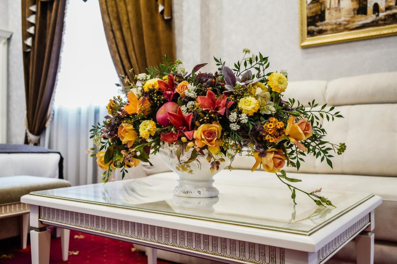 Imperial Palace Hotel Minsk Ngoại thất bức ảnh
