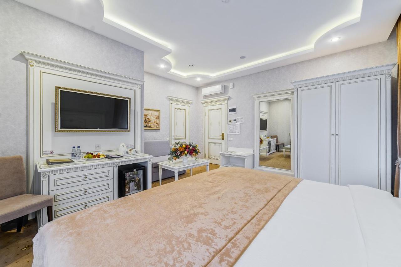 Imperial Palace Hotel Minsk Ngoại thất bức ảnh