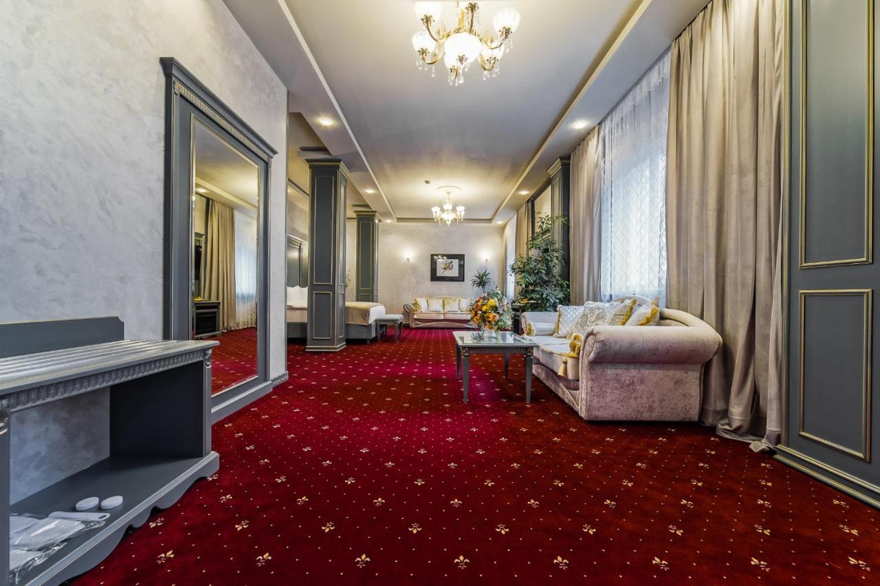 Imperial Palace Hotel Minsk Ngoại thất bức ảnh