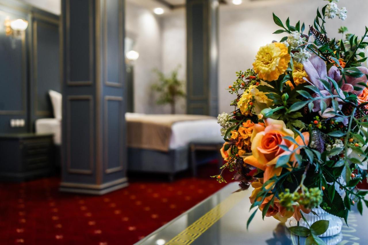 Imperial Palace Hotel Minsk Ngoại thất bức ảnh